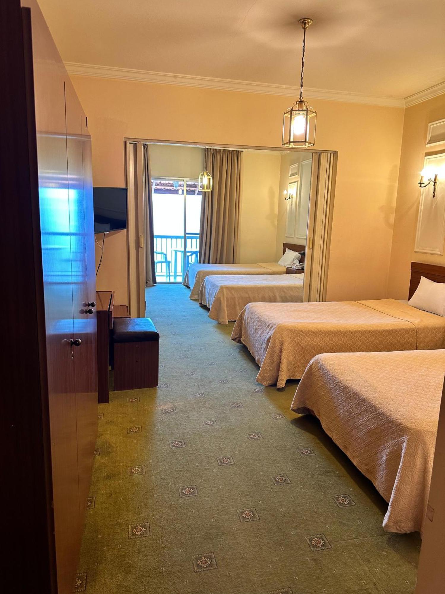 Le Crillon Hotel บรามมานา ภายนอก รูปภาพ